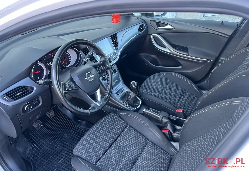 2018' Opel Astra V 1.6 Cdti Enjoy photo #6
