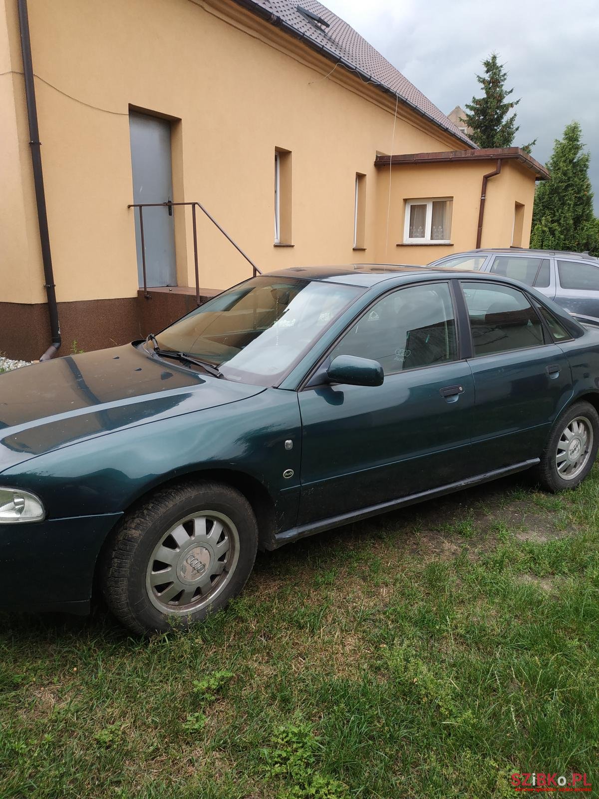 1995' Audi A4 photo #1