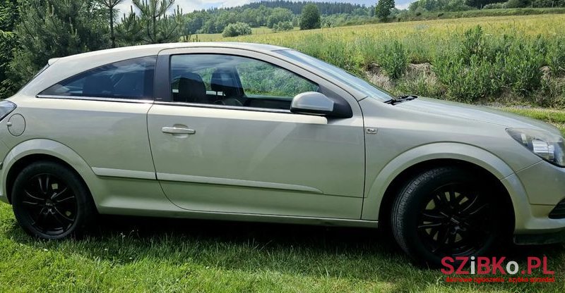 2008' Opel Astra photo #6