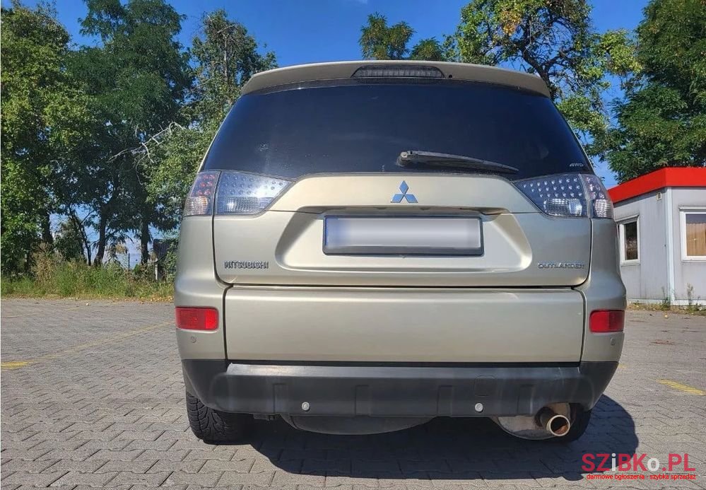 2008' Mitsubishi Outlander 2.4 Instyle Cvt photo #5