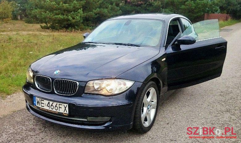 2009' BMW Seria 1 photo #1