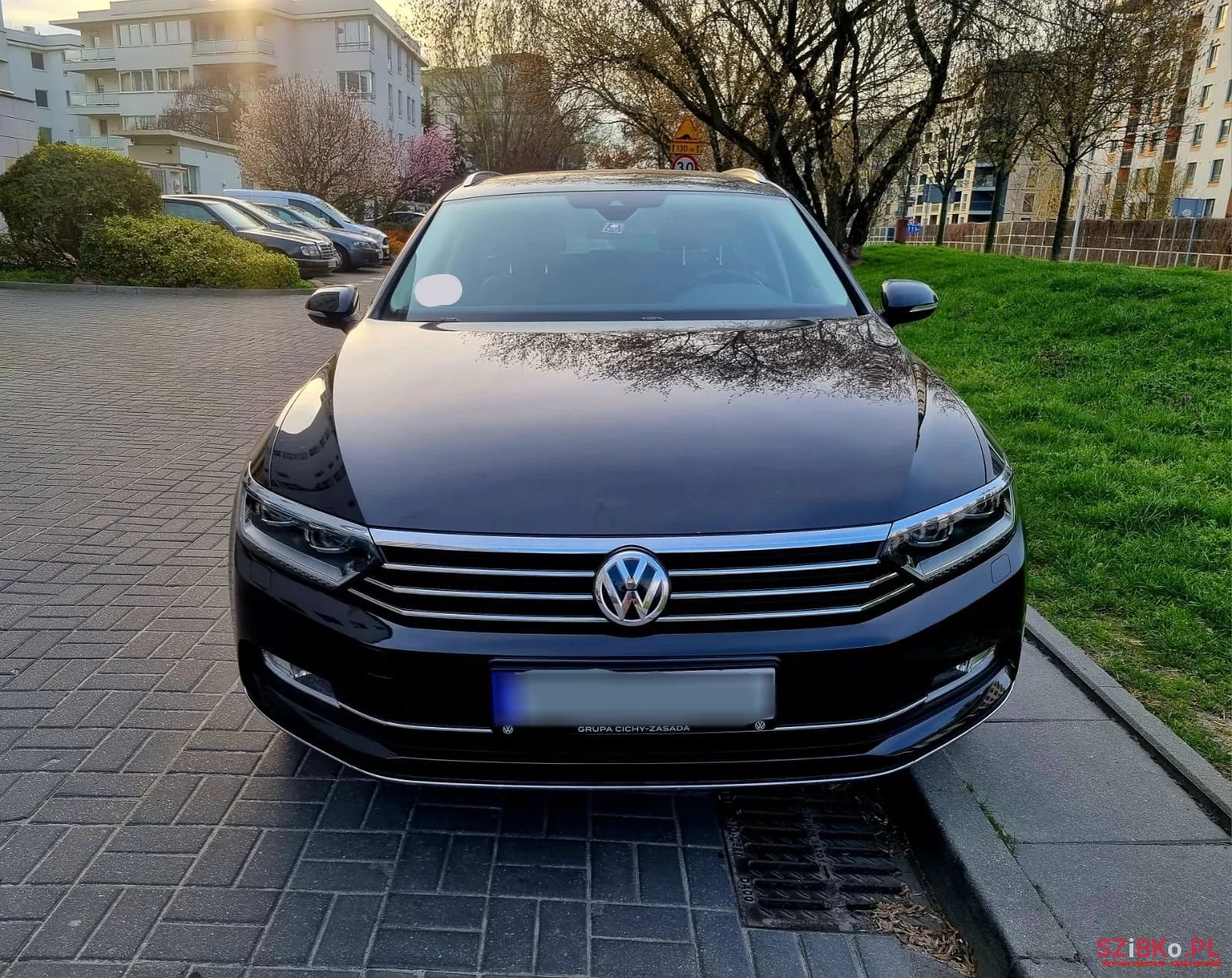 2016' Volkswagen Passat photo #5