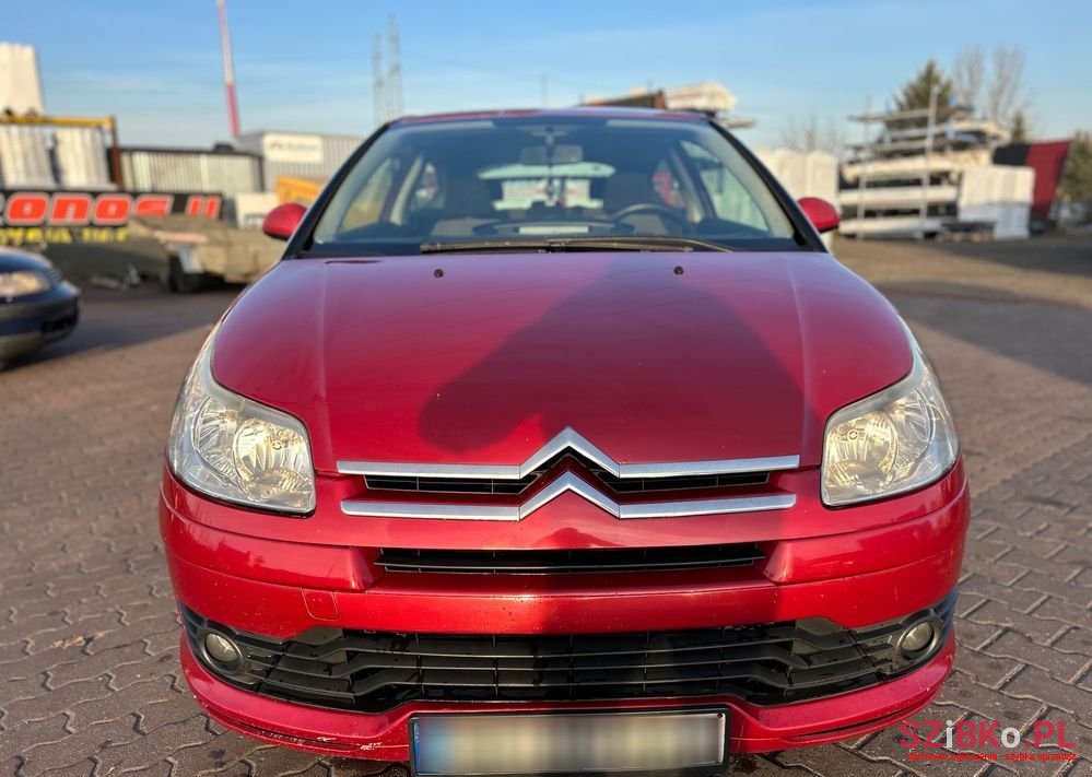 2007' Citroen C4 1.6 16V Impress photo #2