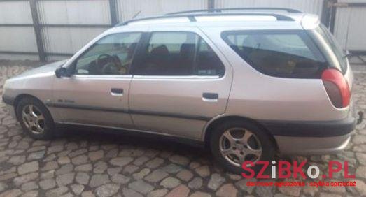 2000' Peugeot 307 photo #2