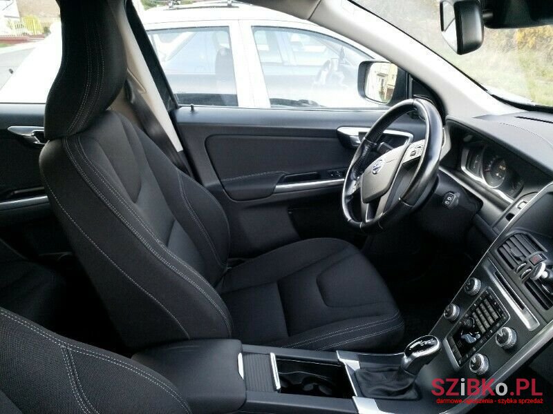 2014' Volvo XC60 photo #2