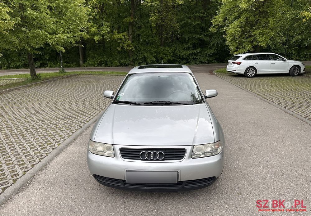 2001' Audi A3 photo #2