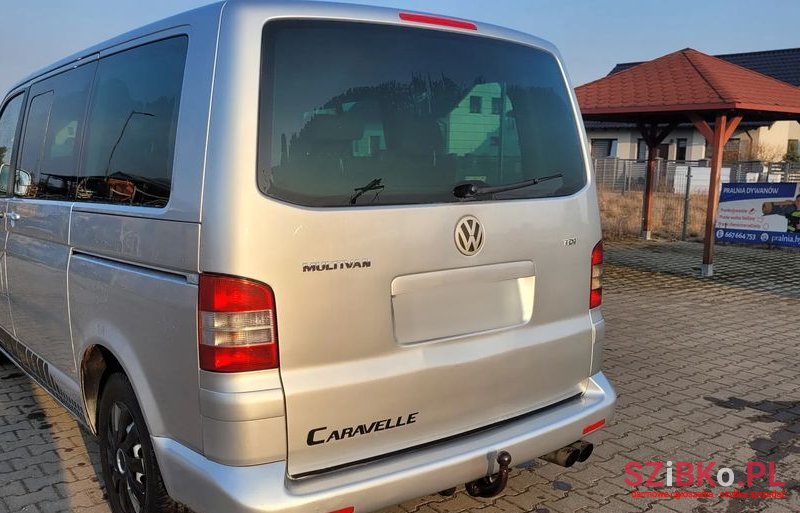 2005' Volkswagen Caravelle photo #3