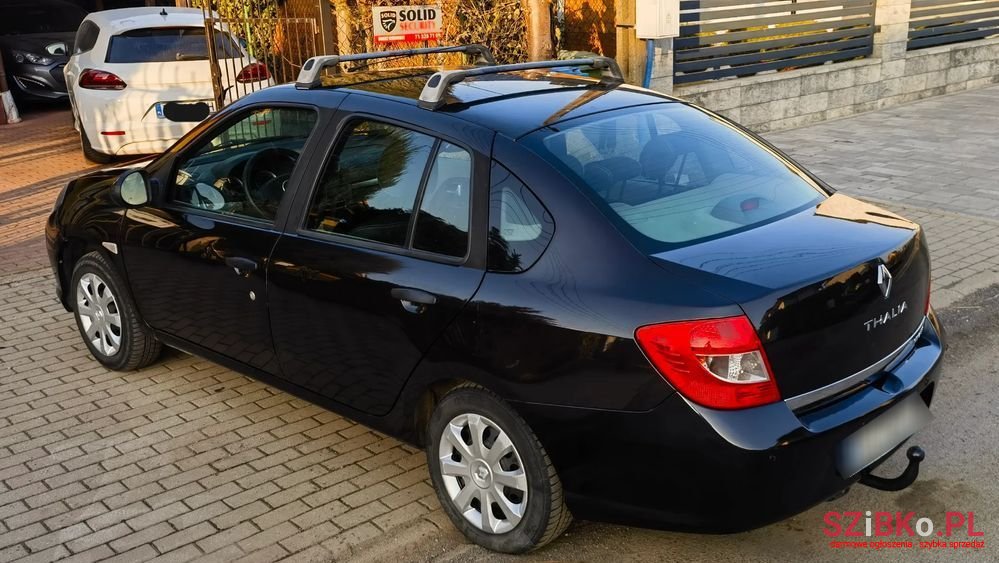 2009' Renault Thalia 1.5 Dci All Inclusive photo #6