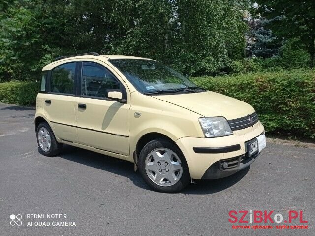 2005' Fiat Panda photo #3