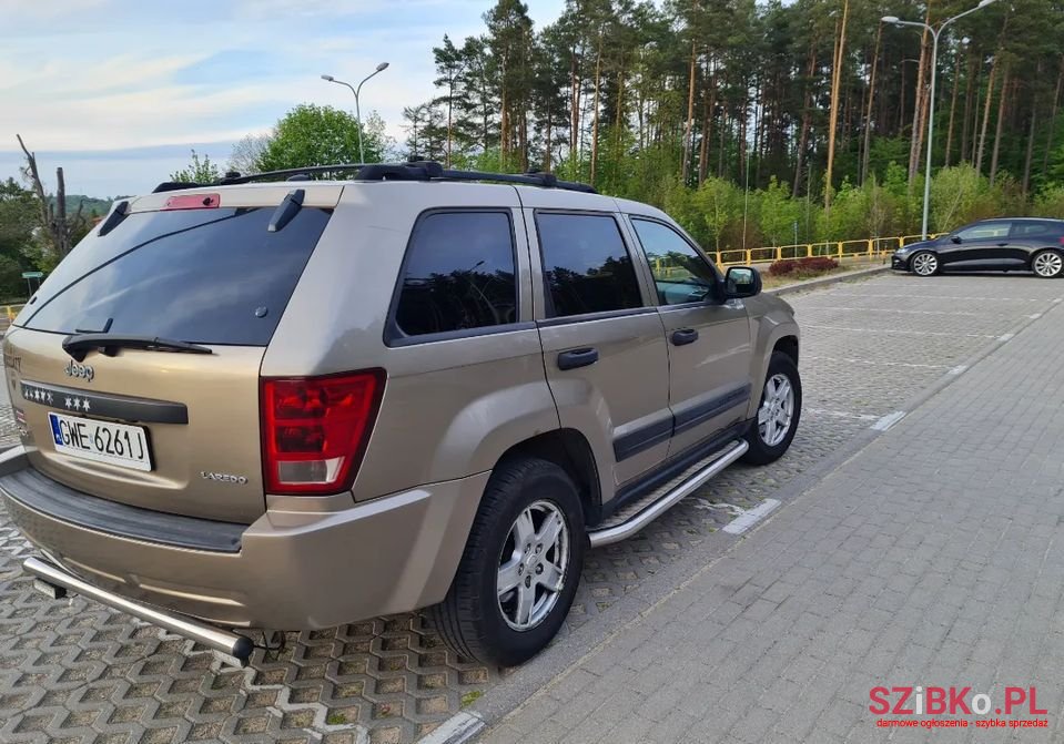 2005' Jeep Cherokee Sport photo #5