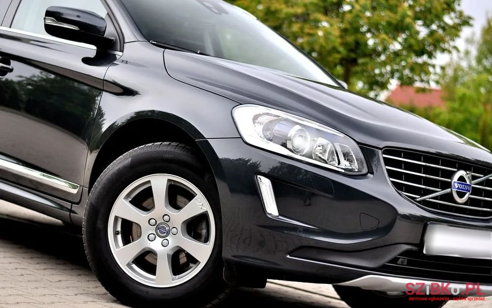 2017' Volvo Xc 60 D4 Drive-E Ocean Race photo #2