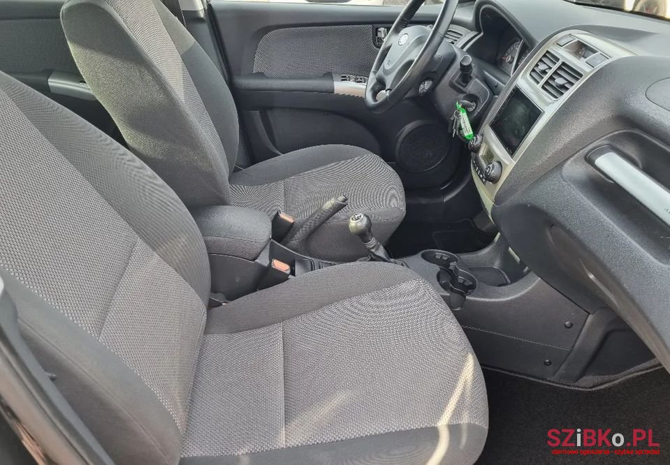 2010' Kia Sportage photo #6