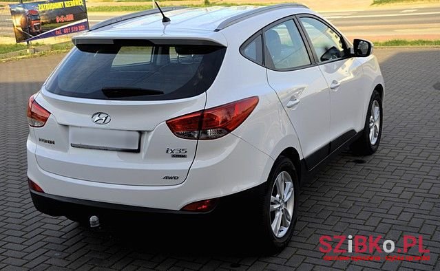 2012' Hyundai ix35 photo #6