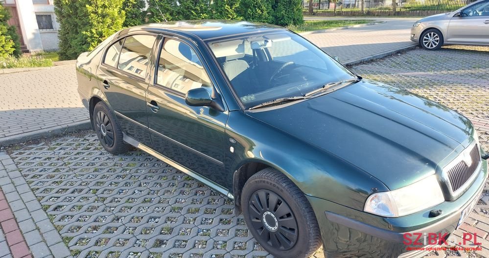 2001' Skoda Octavia 1.6 Elegance photo #3