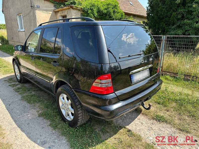 2004' Mercedes-Benz Ml photo #3