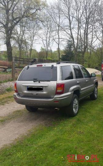 2002' Jeep Grand Cherokee photo #2