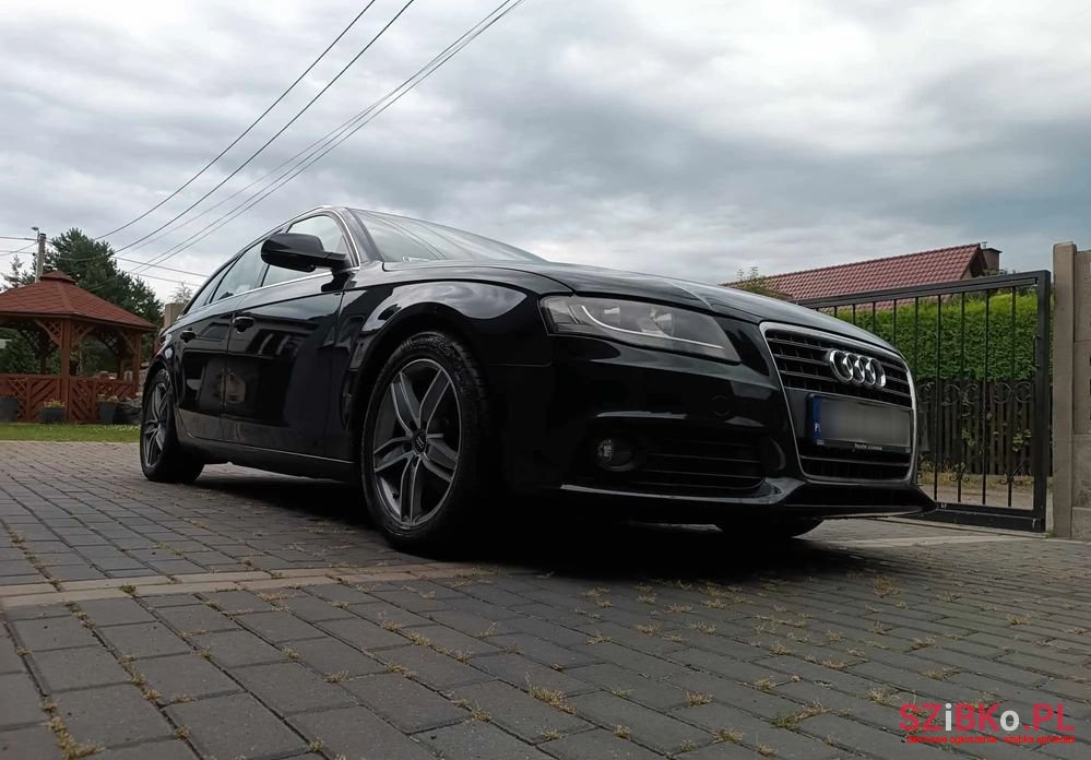 2010' Audi A4 2.0 Tdi E photo #5