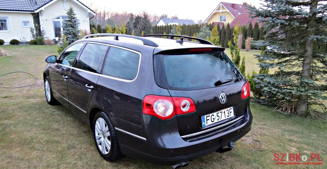 2006' Volkswagen Passat photo #6