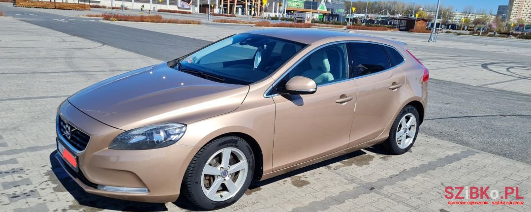 2014' Volvo V40 photo #1