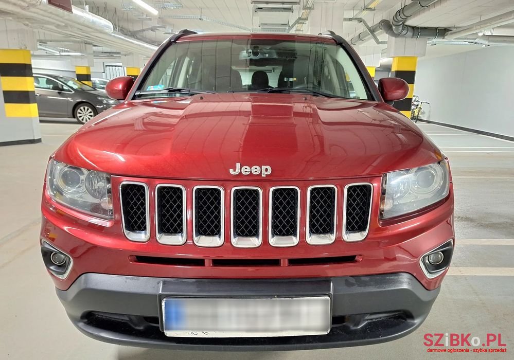 2015' Jeep Compass 2.0 4X2 North photo #3