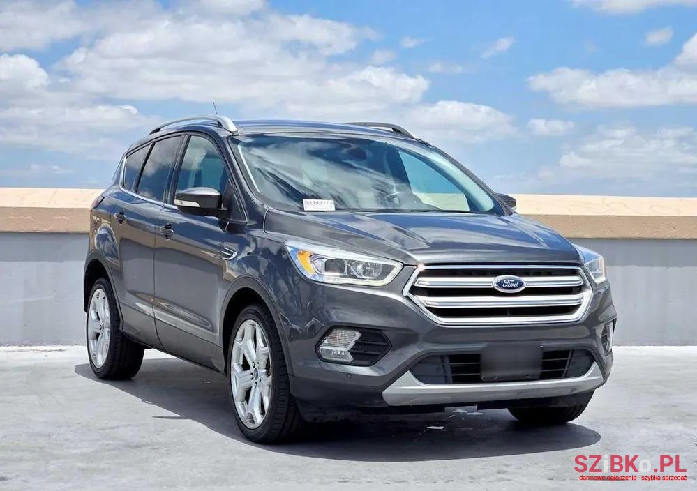 2019' Ford Escape 2.0 Ecoboost Awd Titanium photo #2