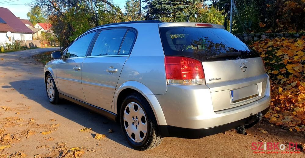 2004' Opel Signum 1.9 Cdti Elegance photo #3