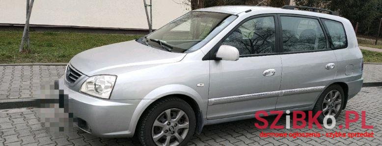 2003' Kia Carens photo #1