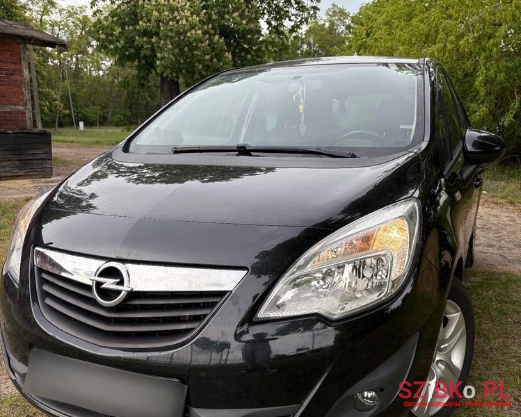 2011' Opel Meriva photo #4