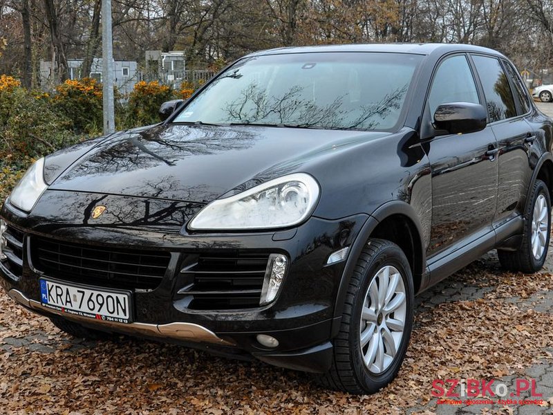 2007' Porsche Cayenne photo #1