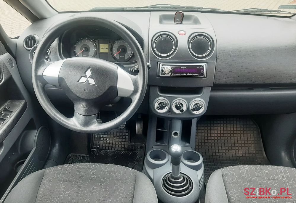 2009' Mitsubishi Colt 1.3 Inform photo #6