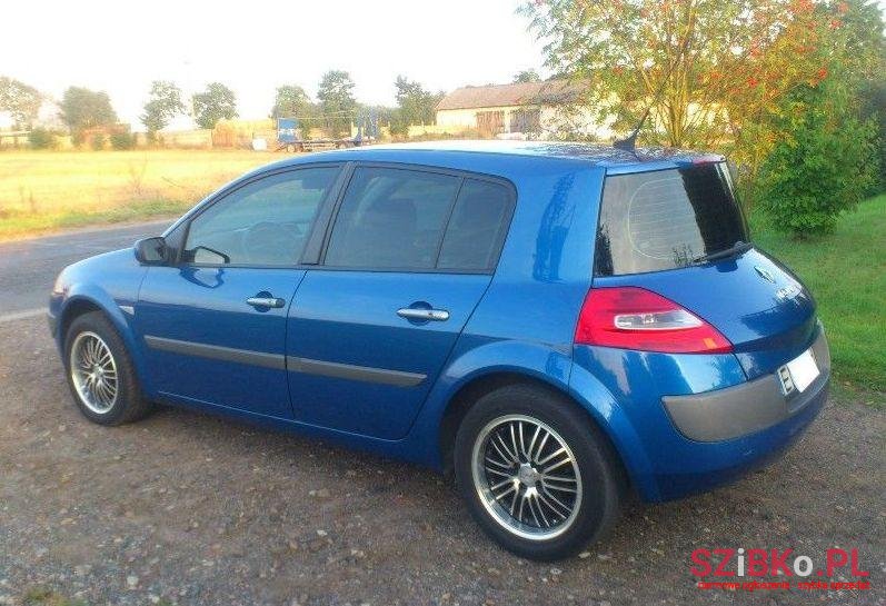 2007' Renault Megane photo #1