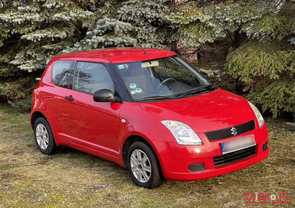 2007' Suzuki Swift photo #2