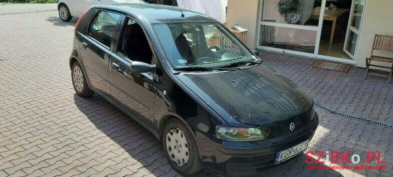 2002' Fiat Punto photo #1