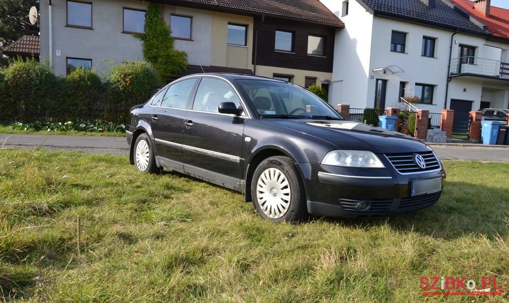 2003' Volkswagen Passat 1.8T Trendline photo #6
