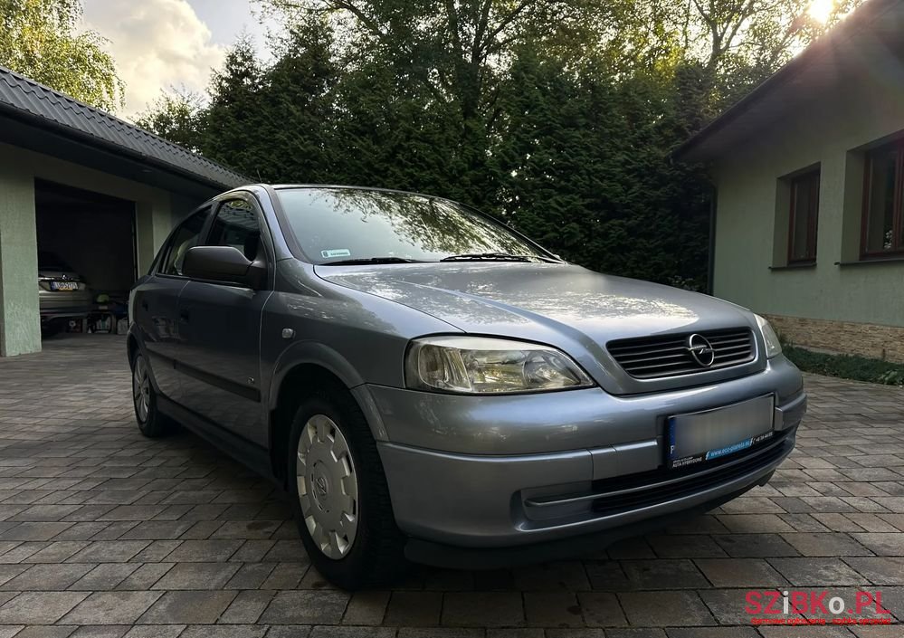2007' Opel Astra Ii 1.4 Start photo #1