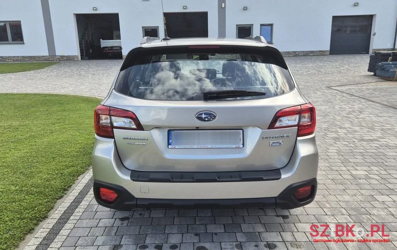 2015' Subaru Legacy photo #6