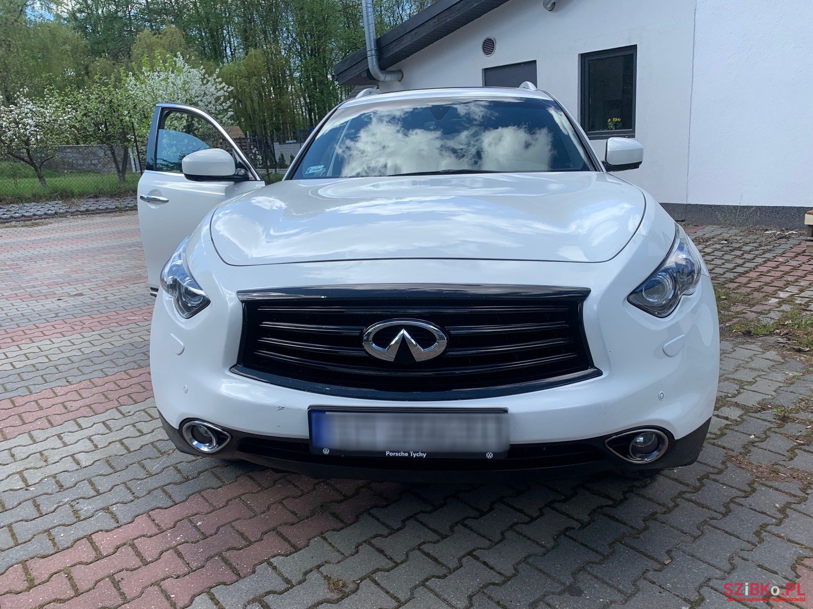 2011' Infiniti FX 30d S photo #2