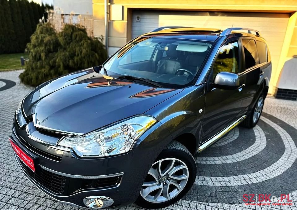 2008' Citroen C-Crosser photo #1