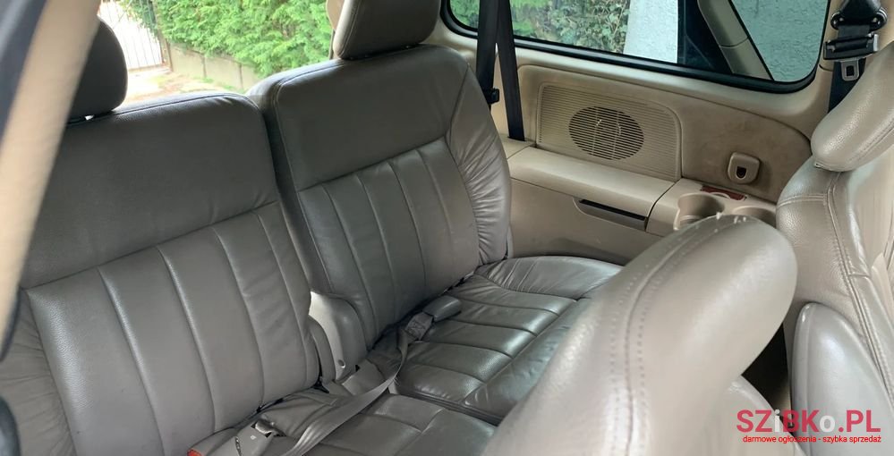 2001' Chrysler Grand Voyager 3.3L Limited photo #5