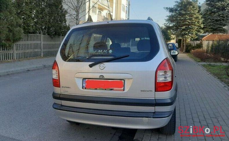 2004' Opel Zafira photo #3