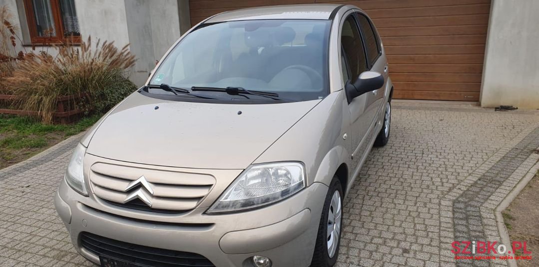 2008' Citroen C3 photo #2