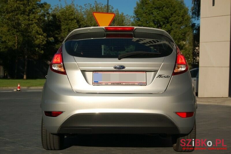 2016' Ford Fiesta photo #4