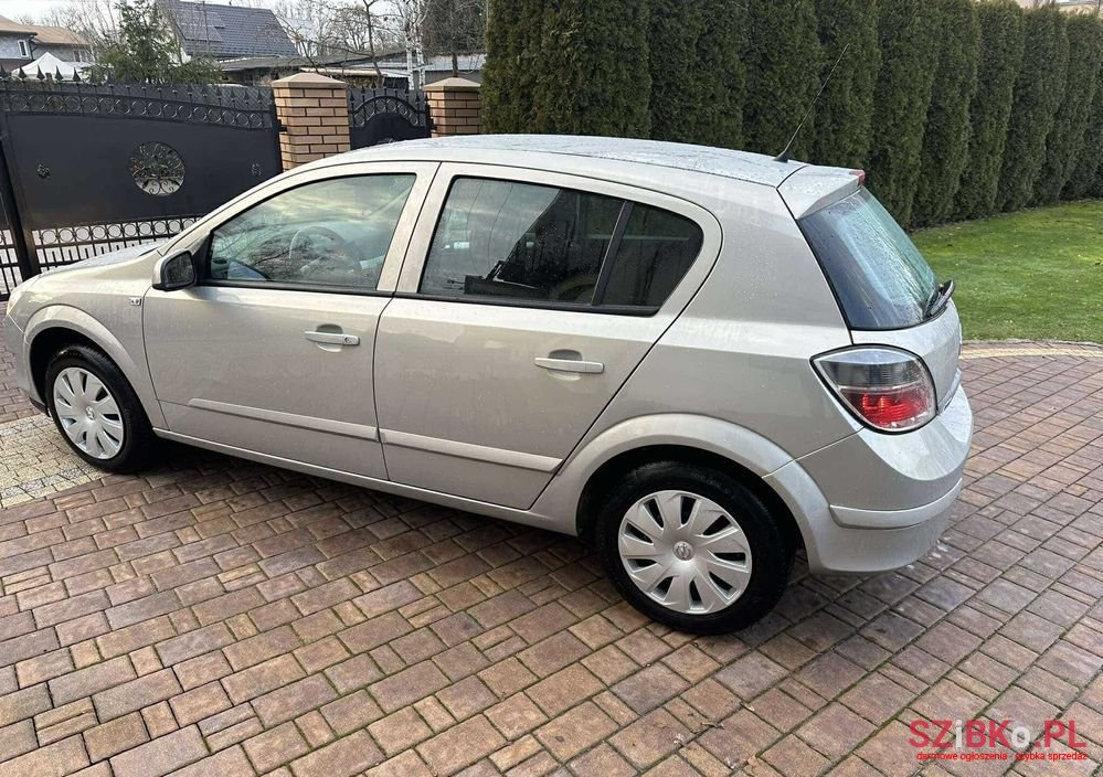 2009' Opel Astra Iii 1.6 Enjoy photo #4