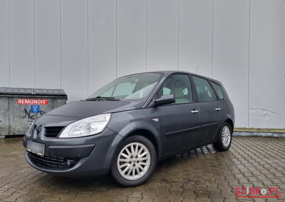 2007' Renault Scenic 2.0 Dci Privilege photo #1