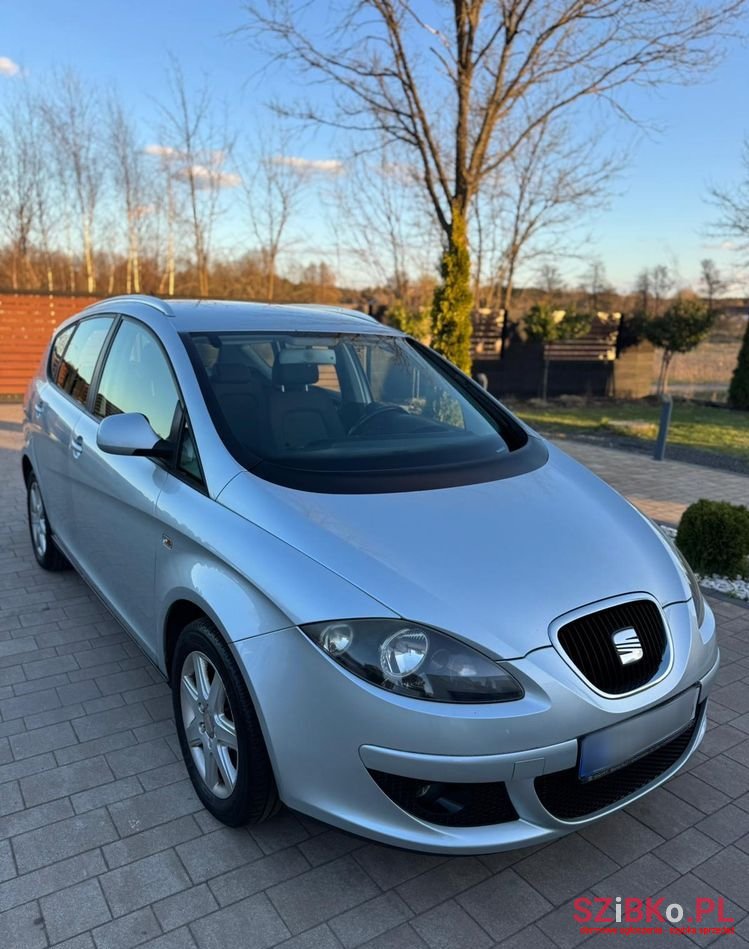 2008' SEAT Altea XL 1.9 Tdi Style photo #1