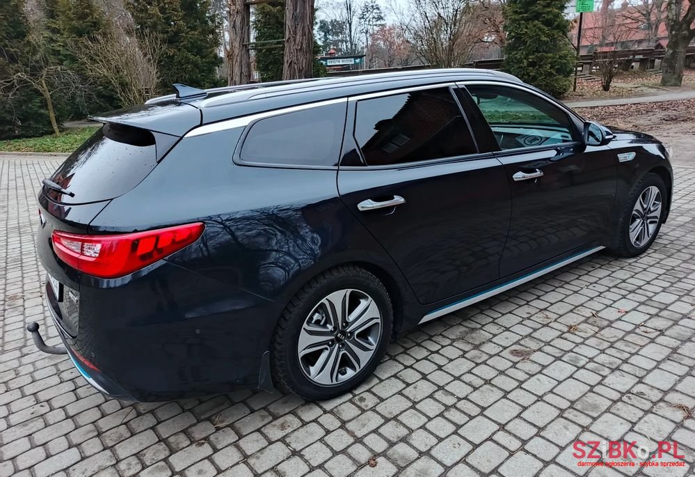 2019' Kia Optima Sportagon photo #3