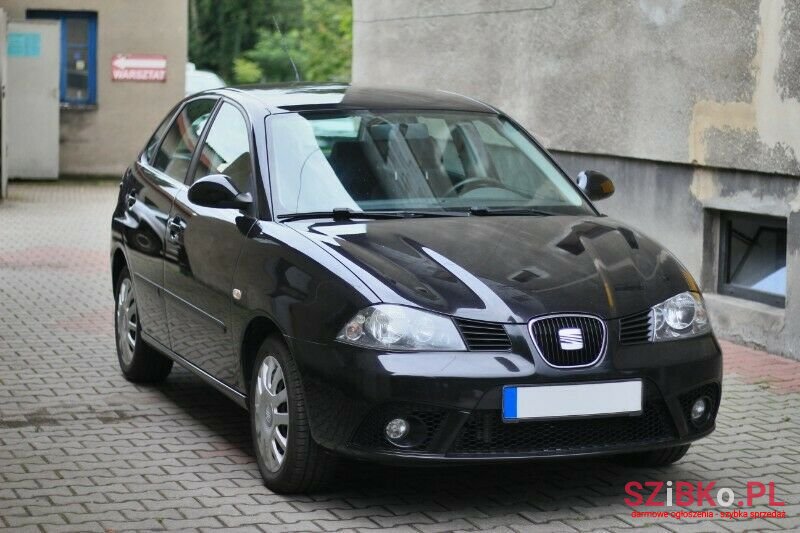 2006' SEAT Ibiza photo #2