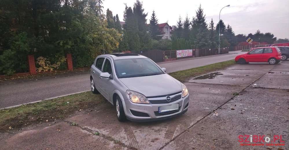 2008' Opel Astra Iii 1.7 Cdti Enjoy photo #1