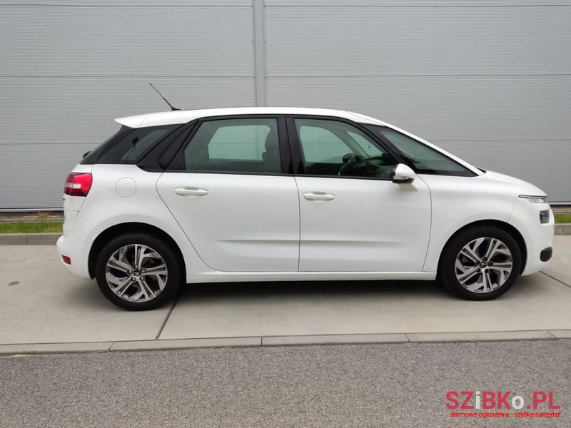 2014' Citroen C4 Picasso photo #5
