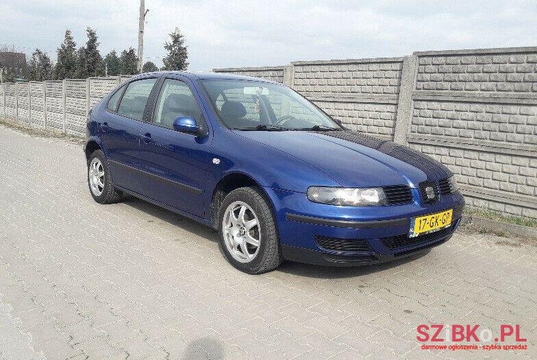 2001' SEAT Leon photo #1